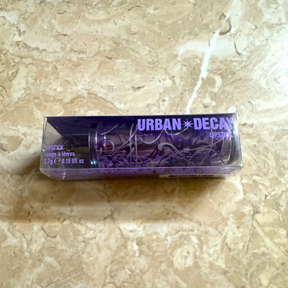 Urban Decay Lipstick Apocalypse Deep Plum Vampy Red NEW IN BOX